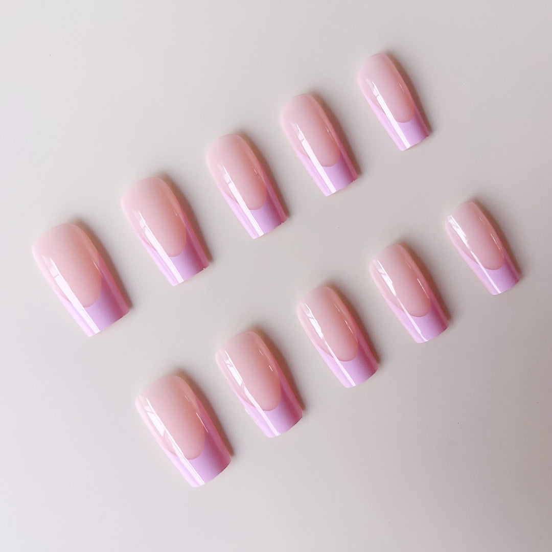 Acrylic nail set with elegant French tip Kalsten