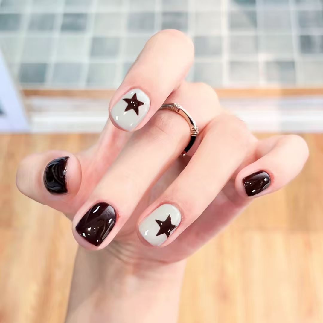 Artistic Star Design Nail Art Set Kalsten