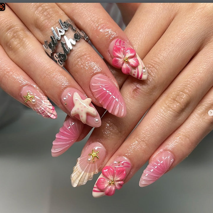 Artificial nail set with maritime shell and flower design Kalsten