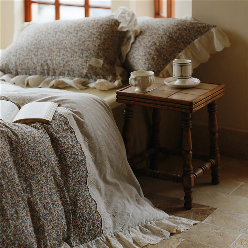 Cotton percale bedding set with ruffle and fine millefleurs print