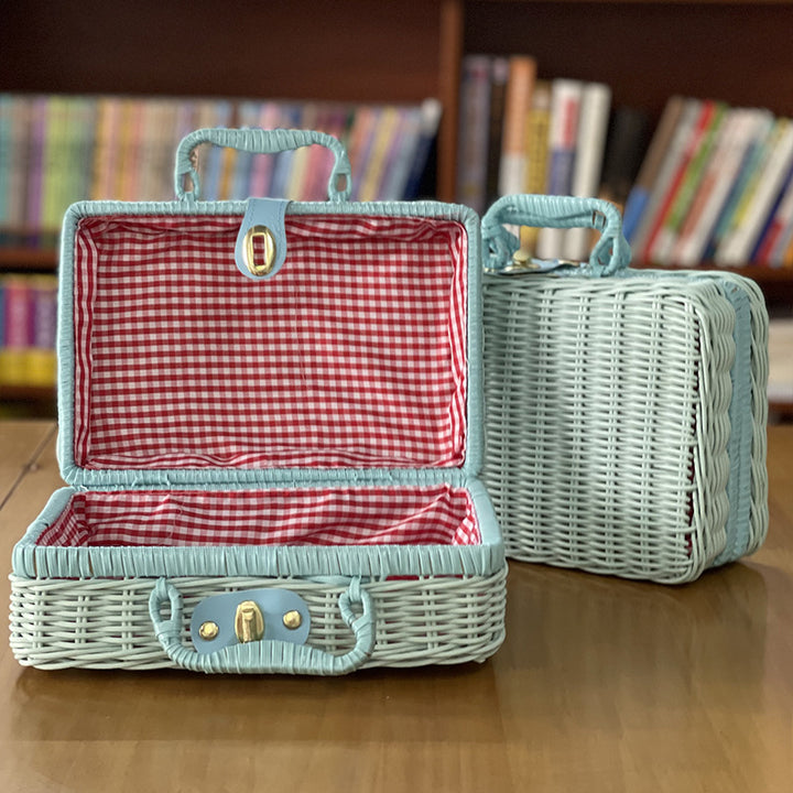 Vintage-Inspired Woven Storage Case Kalsten