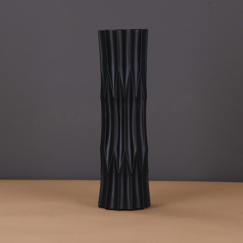 Decorative Modern Twist Kalsten