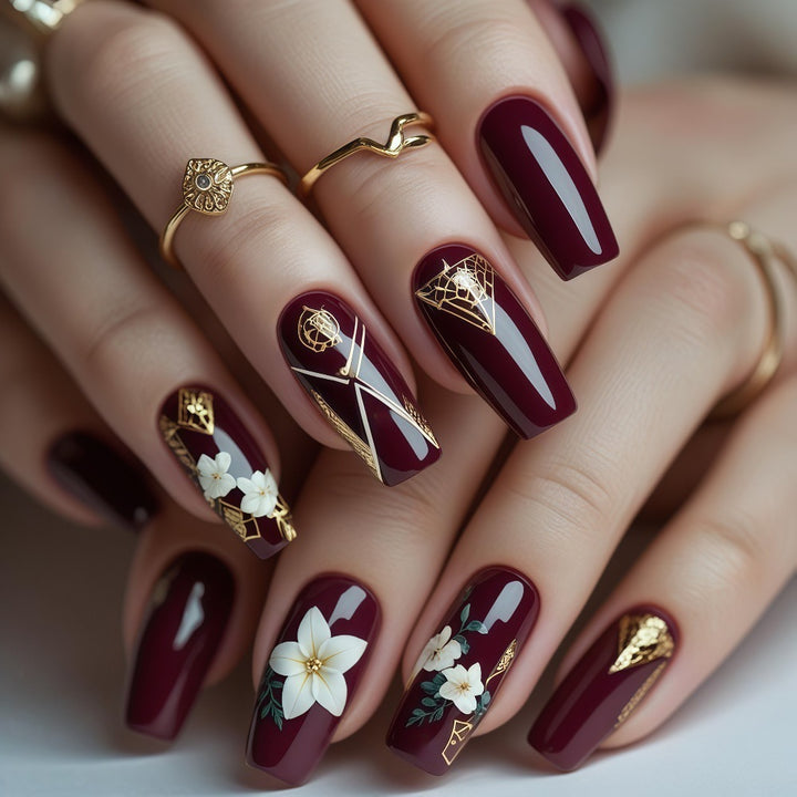 Trendy artificial nails with floral accents Kalsten
