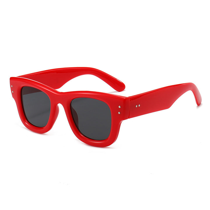 Retro-Influenced Bold Frame Sunglasses Kalsten
