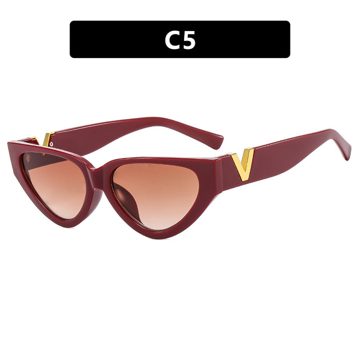 Women's Cat-Eye Sunglasses with Stylish Zebra Design and Luxurious Accents Kalsten