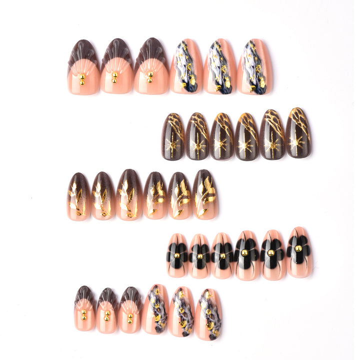 Artistic Press-On Nail Design Kalsten