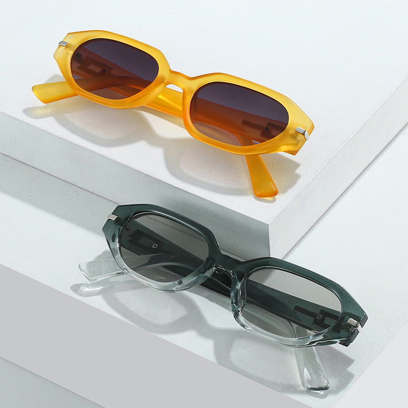 Elegant Retro Inspired Faceted Sunglasses Kalsten