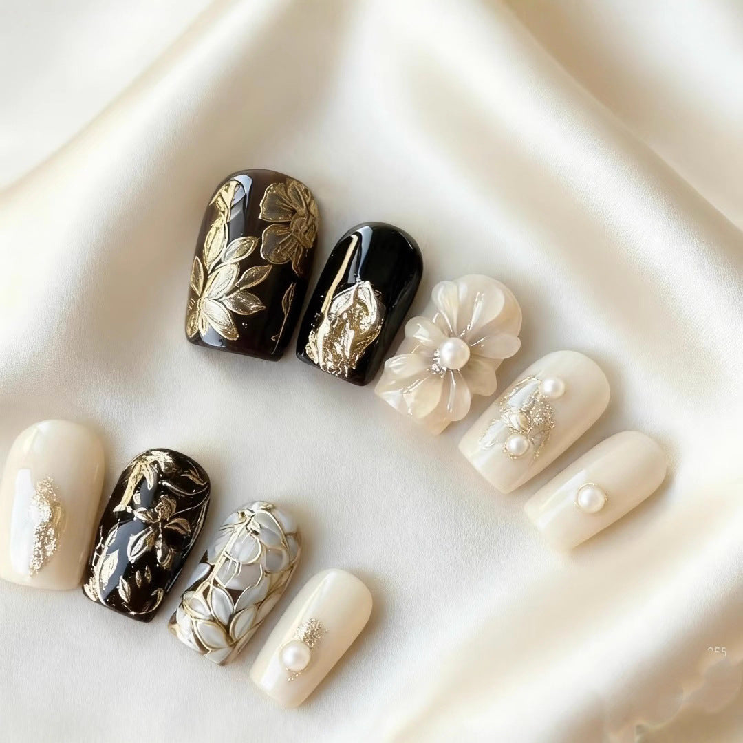 3D Floral Press-On Nail Art Set with Elegantly Crafted Designs