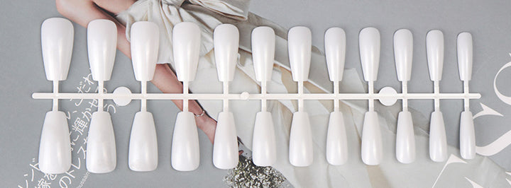 Natural Shape Press-On Nail Set Kalsten