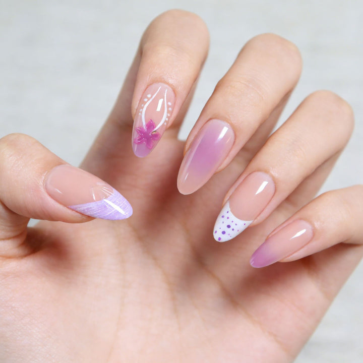 Artifical nails with delicate floral and geometric patterns Kalsten