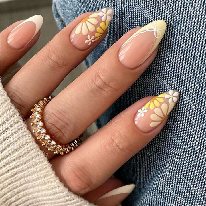 Detailed Floral Press-On Nails Kalsten