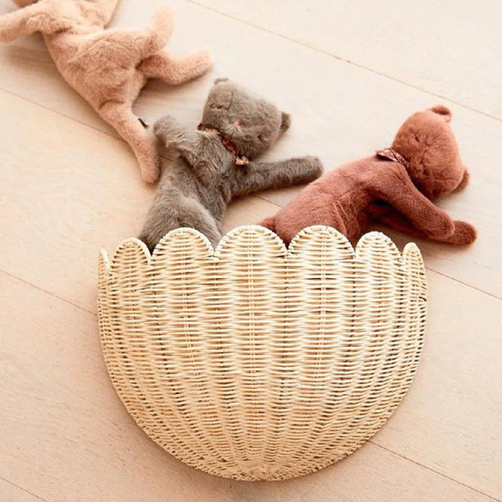 Handcrafted Basket in Shell Design Kalsten