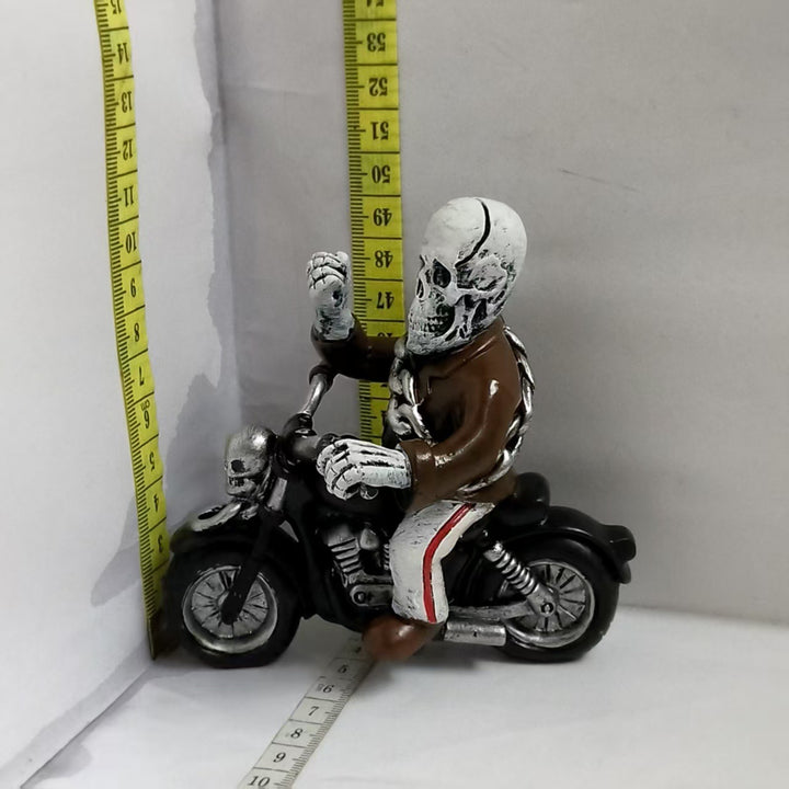 Creepy motorcycle figure Kalsten
