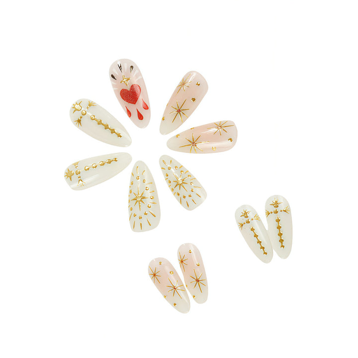 Nail art with glitter and heart decoration Kalsten