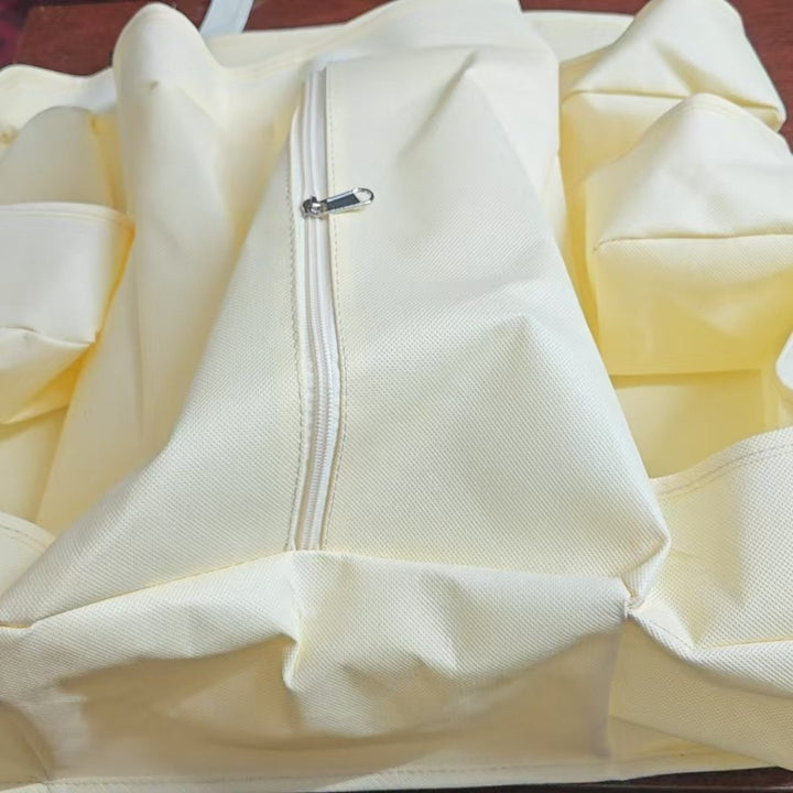 Practical storage bag with multiple compartments Kalsten