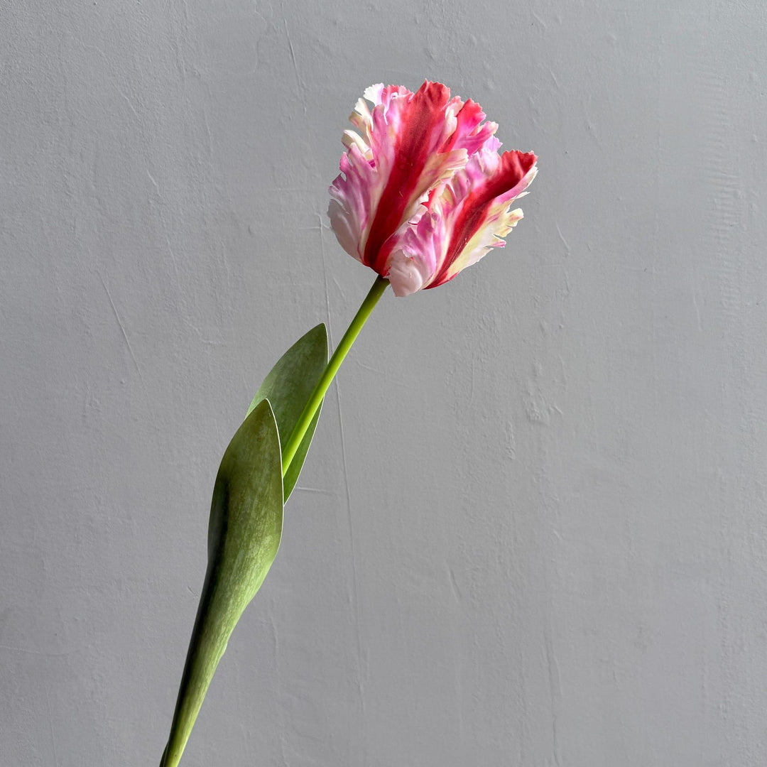 Lifelike Floral Accent