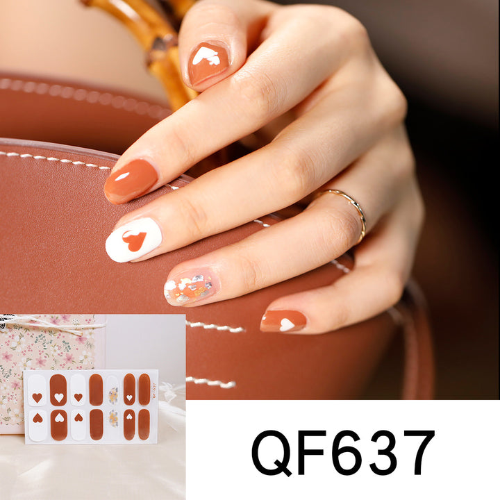 Artificial nail design with heart motif Kalsten