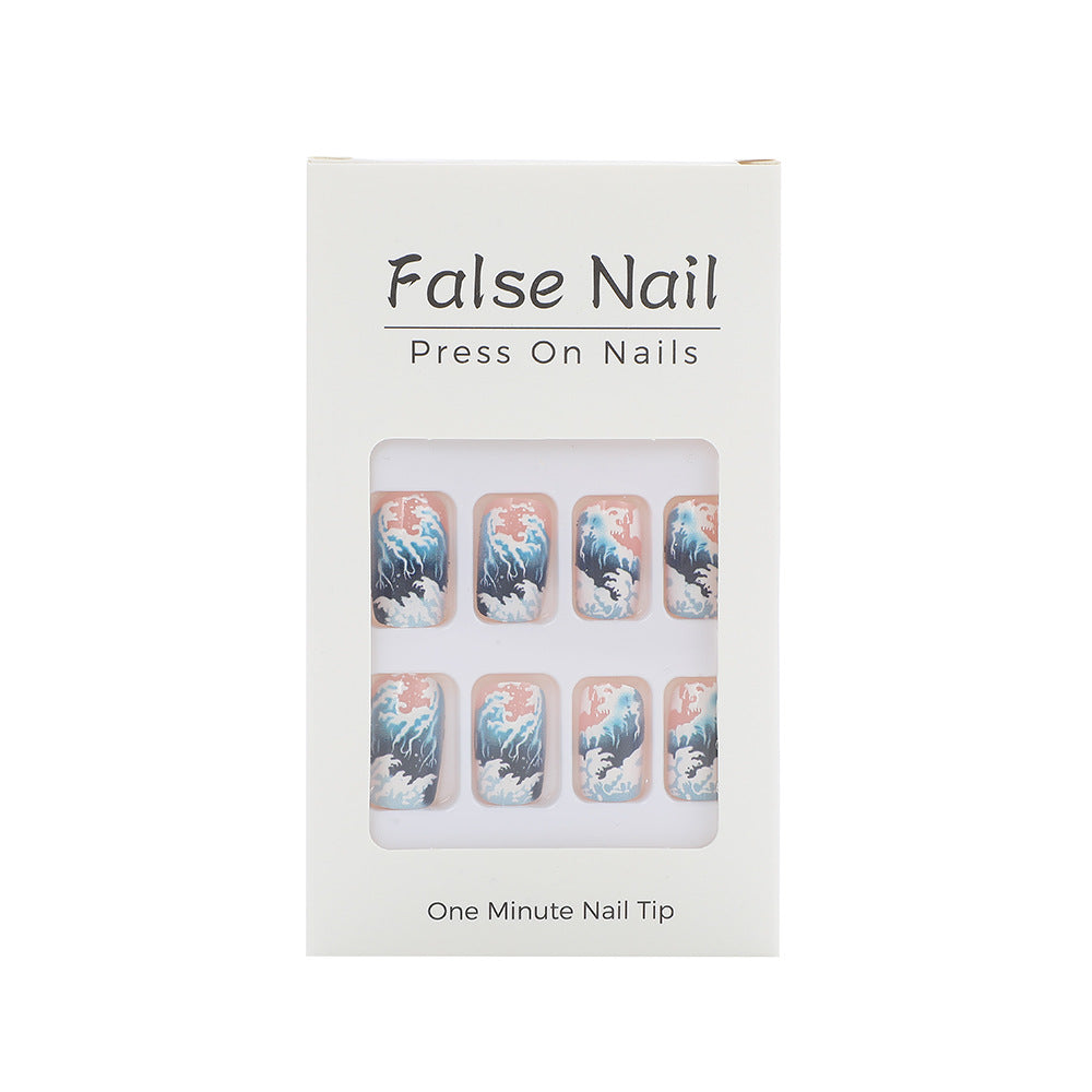 Nail art with wave pattern Kalsten