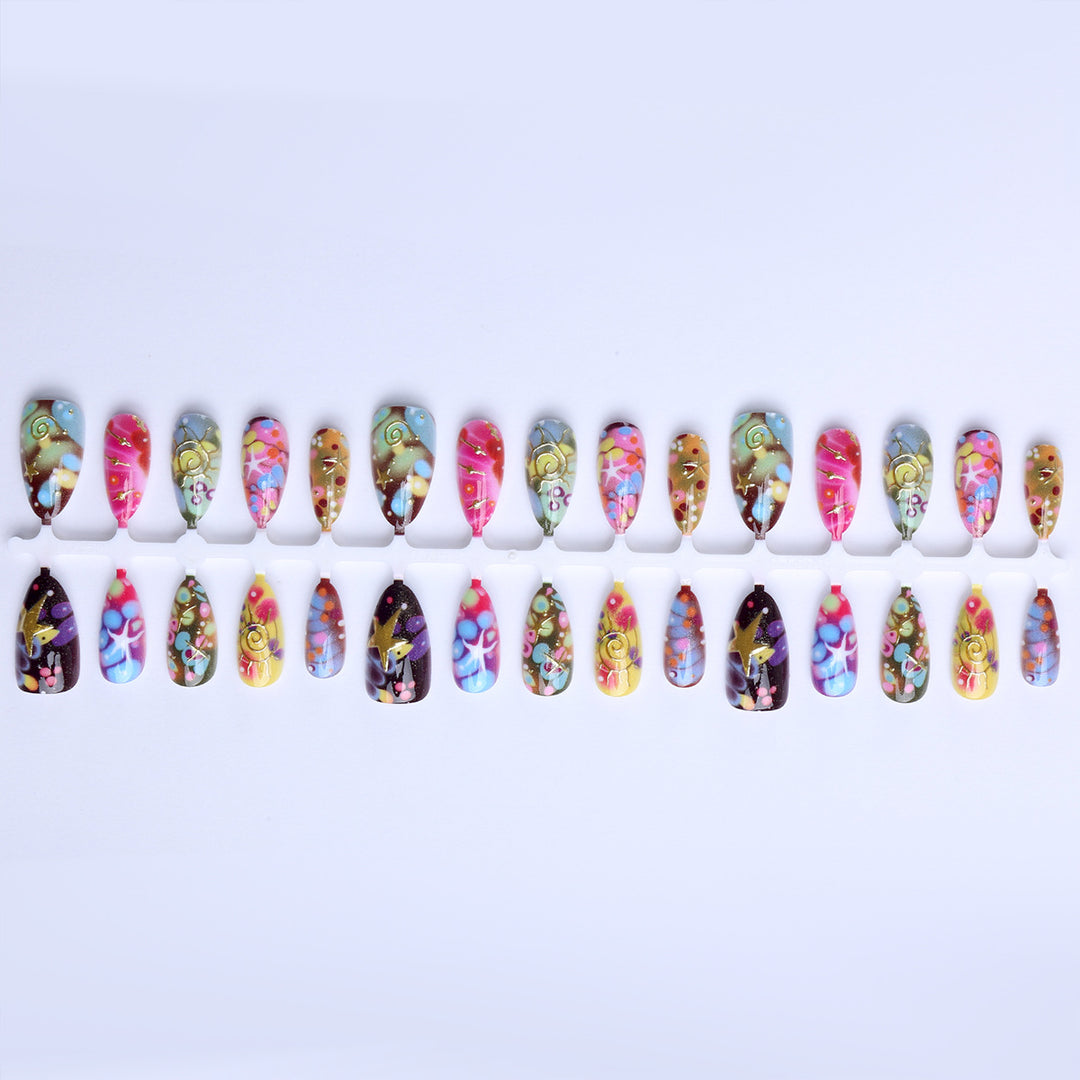 Artificial nails with handcrafted designs Kalsten