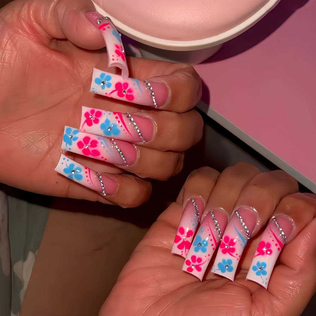 Artfully Designed Floral Press-On Nails Kalsten