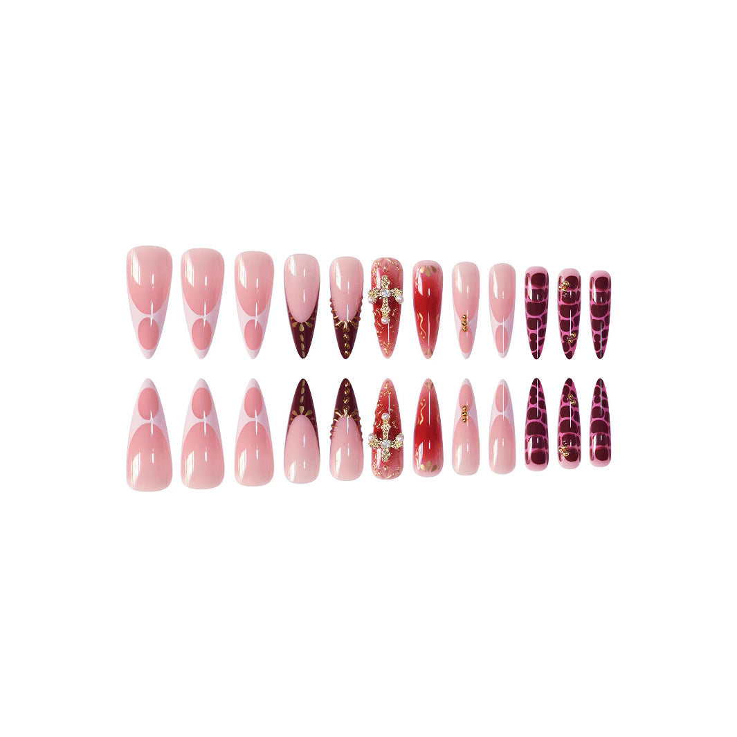 Ornate Nail Art Kalsten