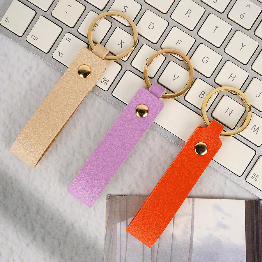 Unisex keychain made of high-quality synthetic leather with a sturdy loop Kalsten