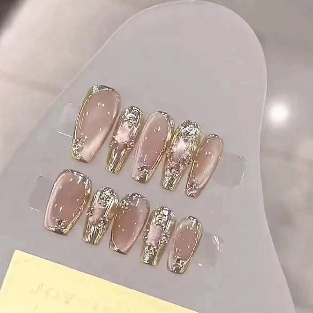 Elegant Press-On Nail Set with Artistic Metallic Design Kalsten