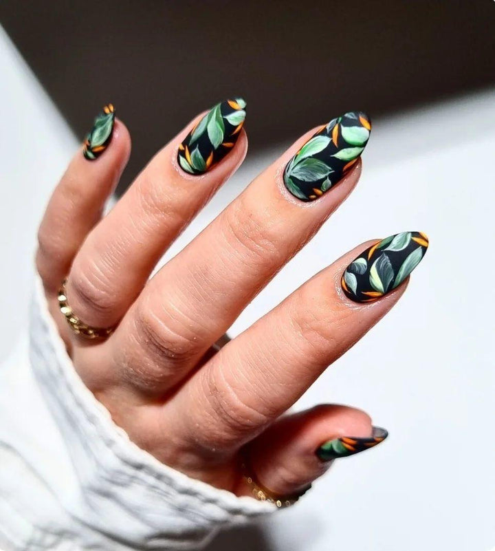 Creative design artificial nails with piano keys motif Kalsten