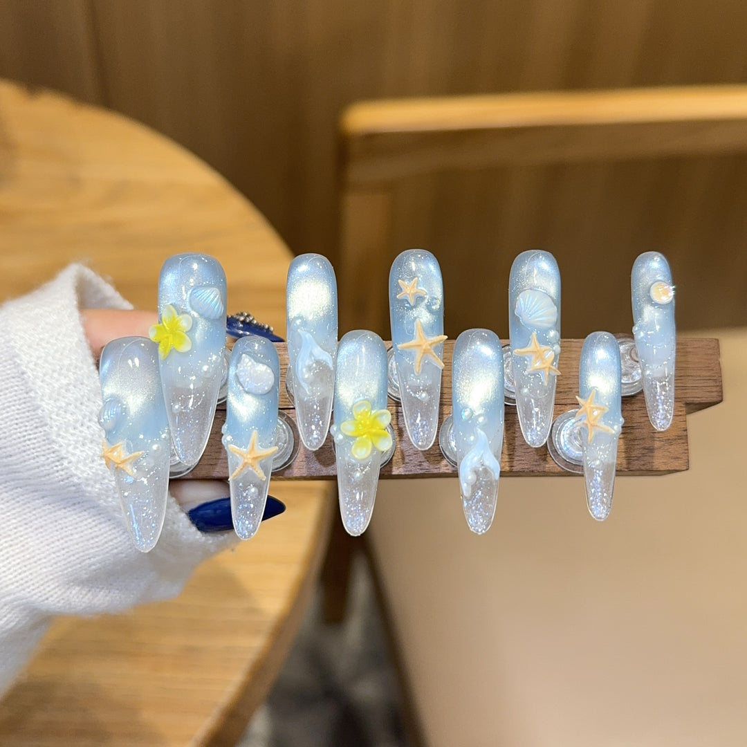 Creative Nail Tips with Maritime Motifs Kalsten