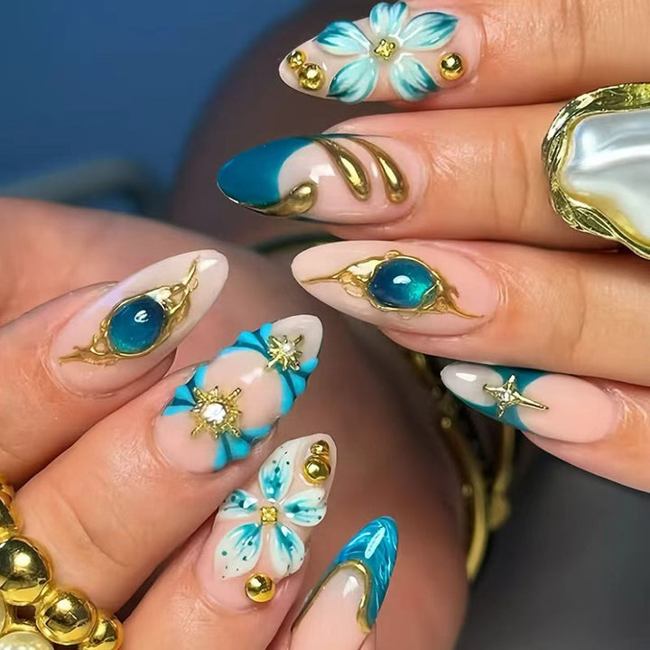 Artistic Gold and Floral Press-On Nail Set Kalsten