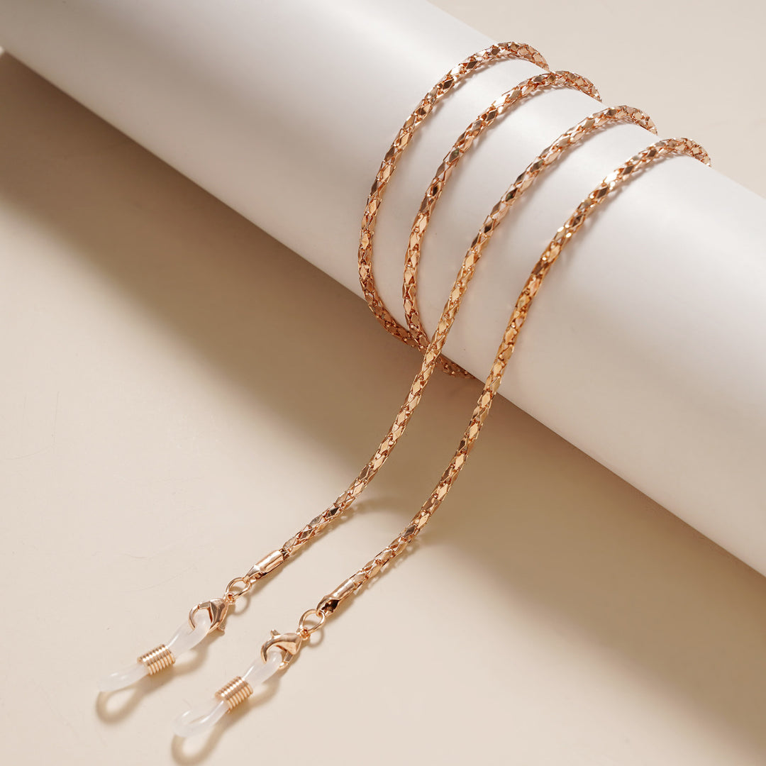 Elegant Pearl-Embellished Chain Kalsten