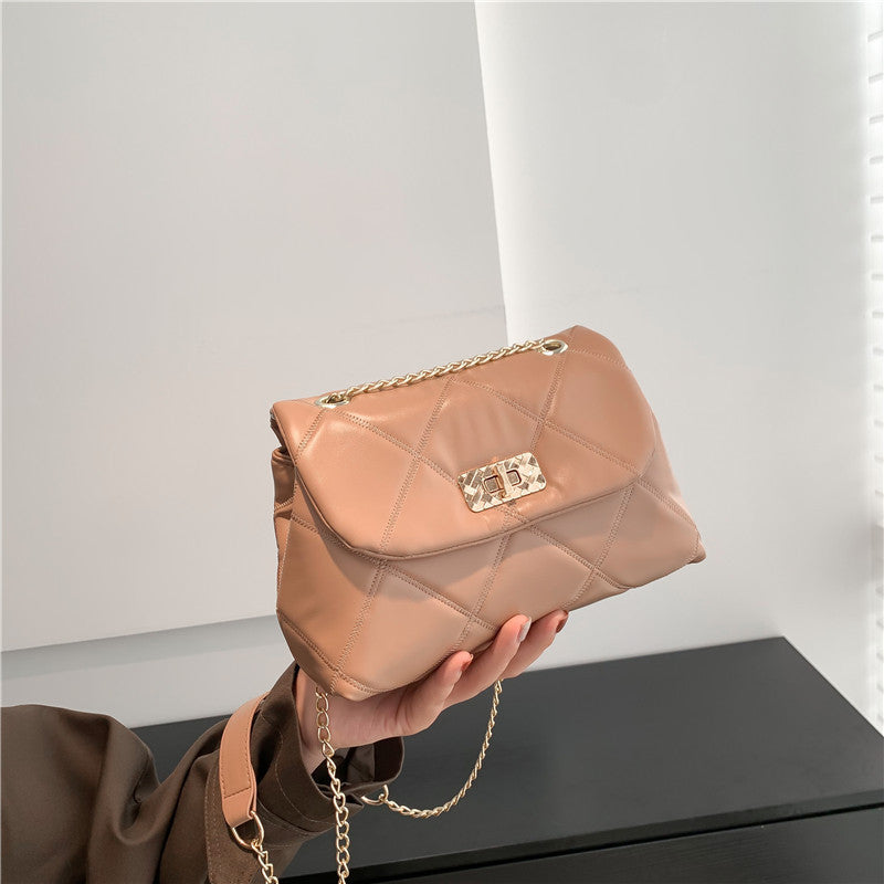 Elegant Quilted Shoulder Handbag