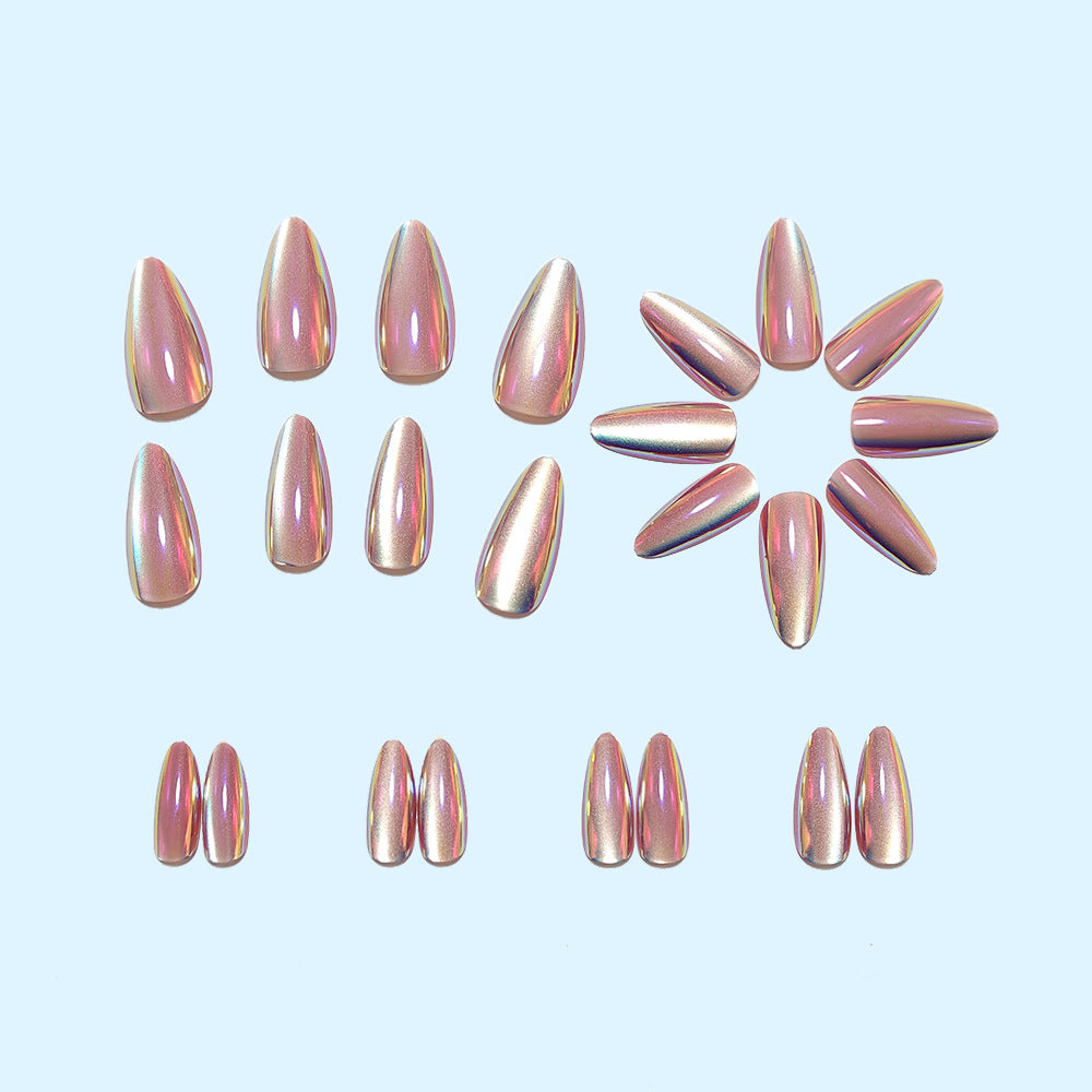 High-gloss artificial nails with elegant gradient Kalsten