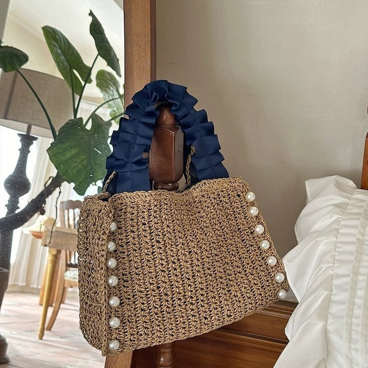 Fashionable straw bag with ruffle detail Kalsten