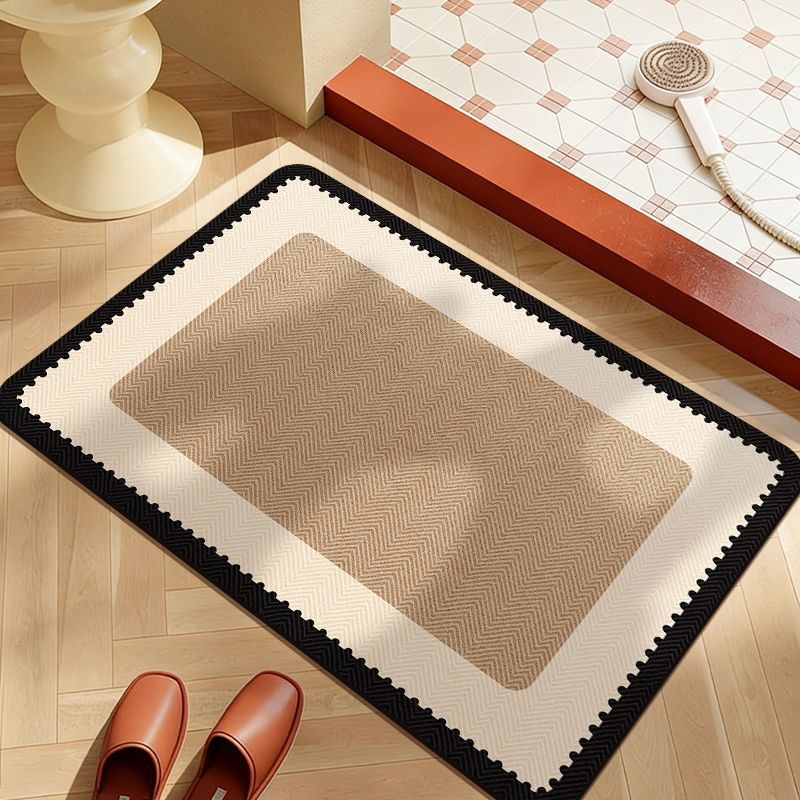 Decorative Cat-Themed Bath Mat