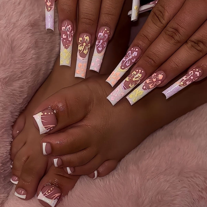 Decorative Floral Press-On Pedicure Set Kalsten