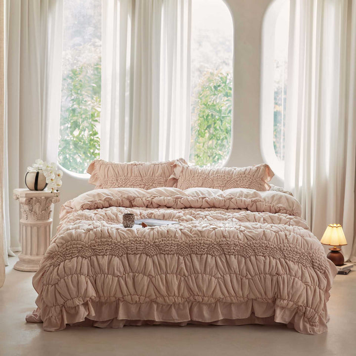 Luxurious cotton bedding set with ruffles and smocking look