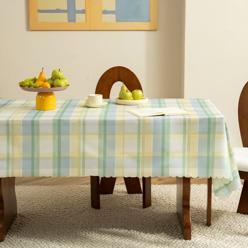 Wipeable tablecloth with star pattern and wavy hem Kalsten