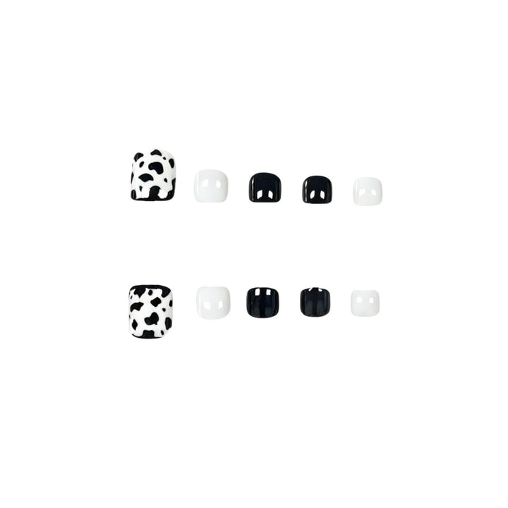 Chic Artistic Nail Polish Kalsten