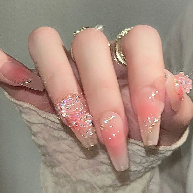 Artistic Floral Press-On Nail Art Kit