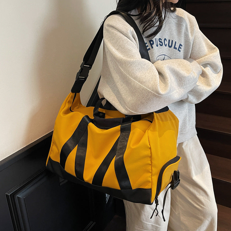 Versatile Heavy-Duty Travel Duffle Bag Kalsten
