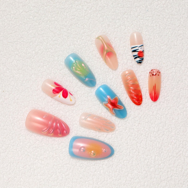 Artistic nail tips with maritime motifs Kalsten