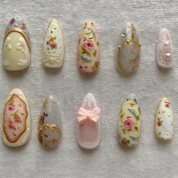 Art nail set with delicate flower and glitter decorations Kalsten