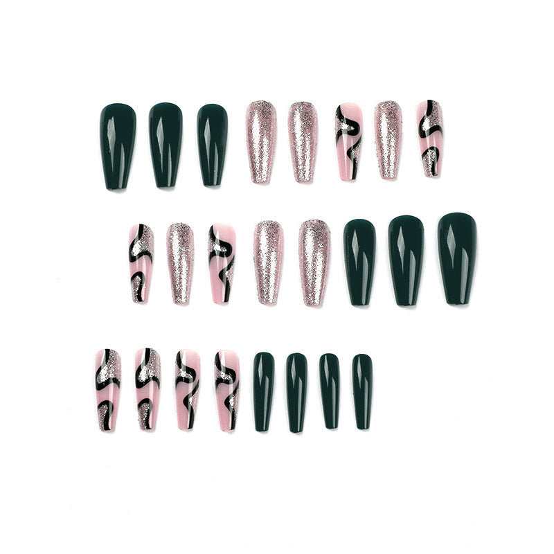 Artificial nail art with elegant glitter and gradient effects Kalsten