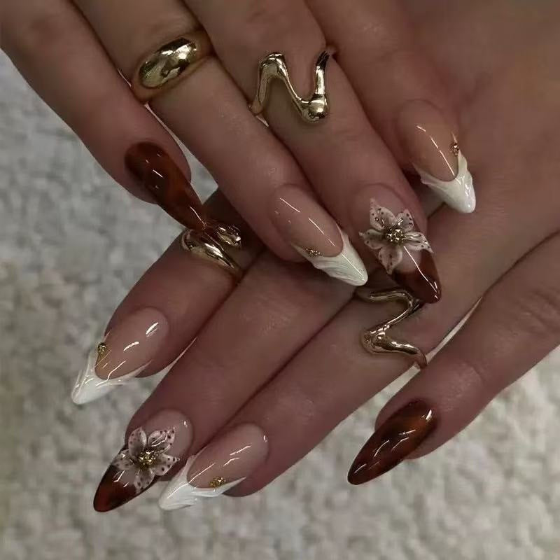 Elegant Floral Press-On Nail Art Kit Kalsten