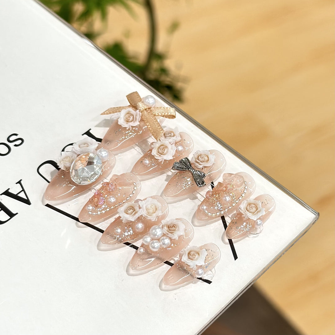 Elegant Decorative Press-On Nail Art Set with Floral Accents