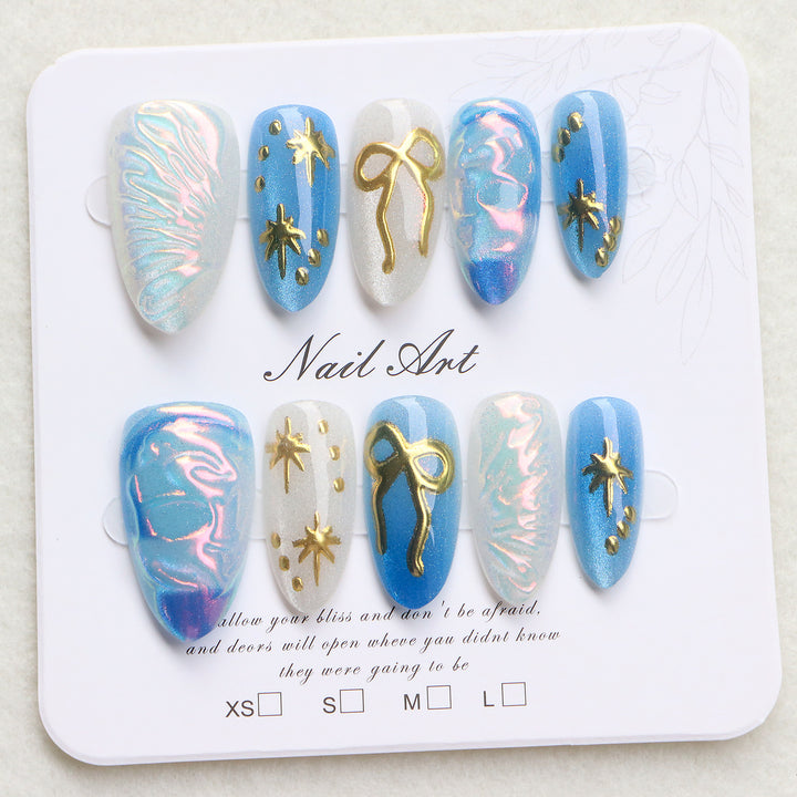 Artistic Nail Art Set with Metallic Accents Kalsten
