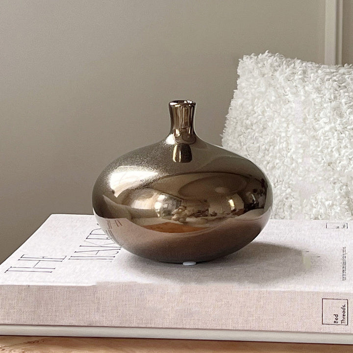 Elegant Modern Ceramic Deco Vase
