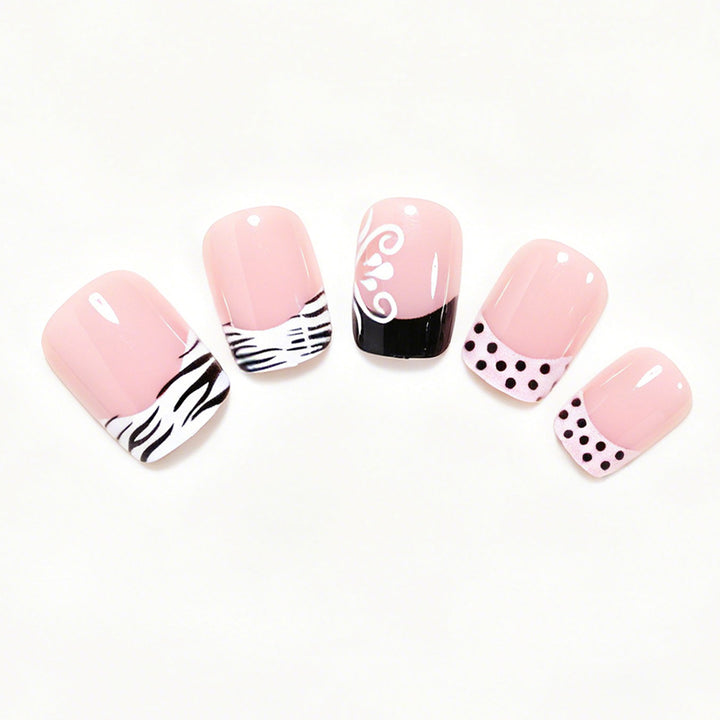 Artistic French Tip Nail Art Kalsten