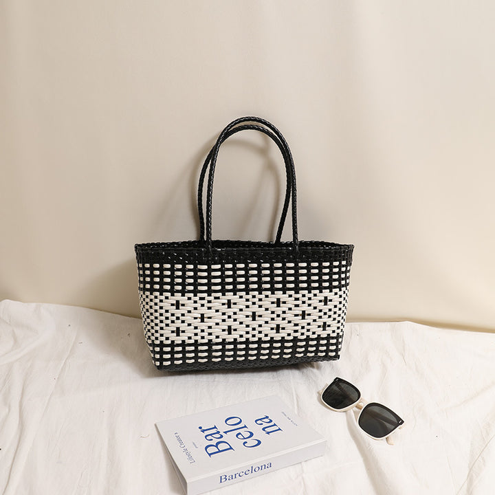 Braided tote bag with modern accents Kalsten
